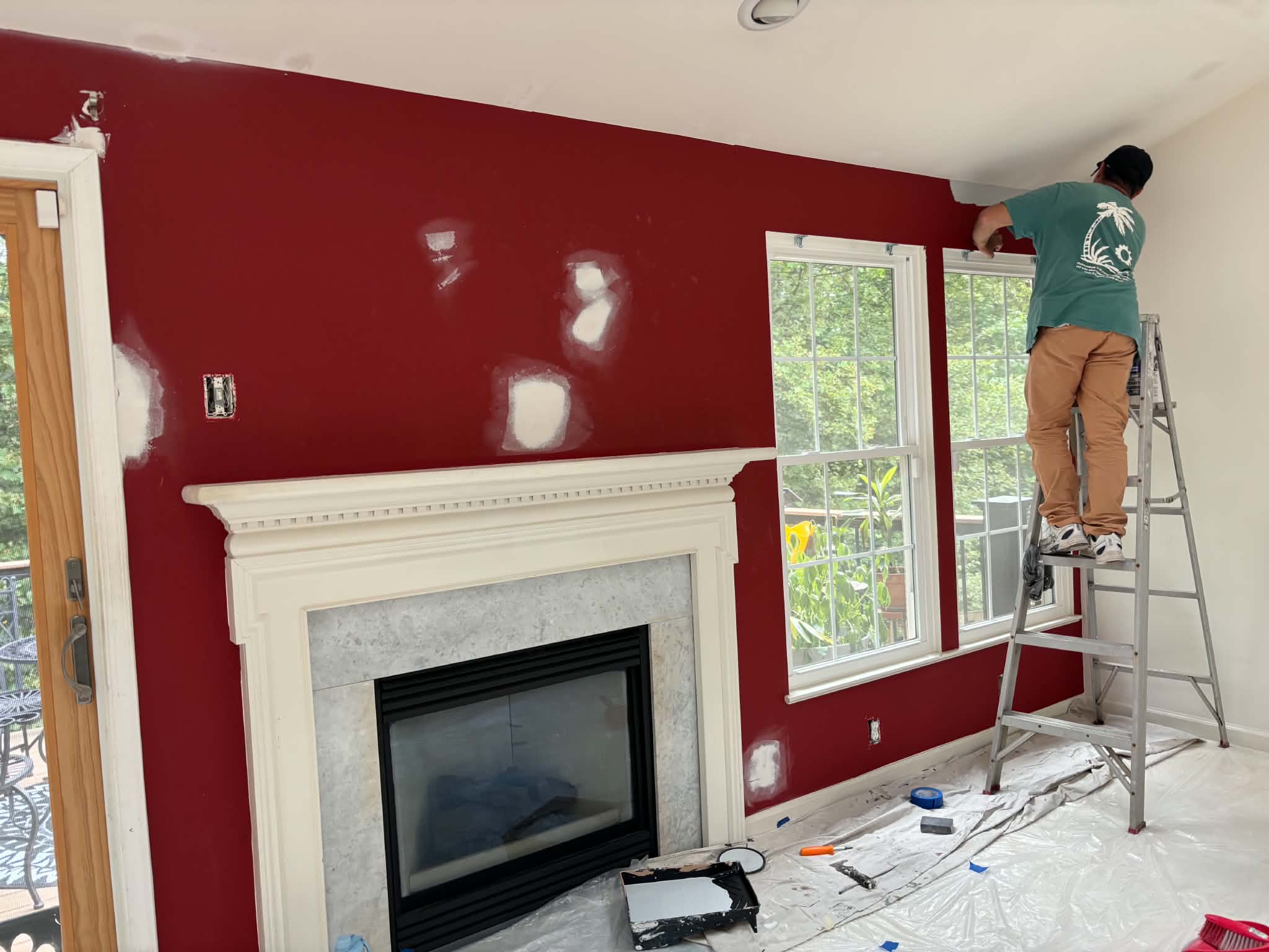 Living room repainting before image 1