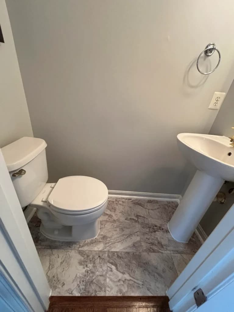 Bathroom remodeling after image 1