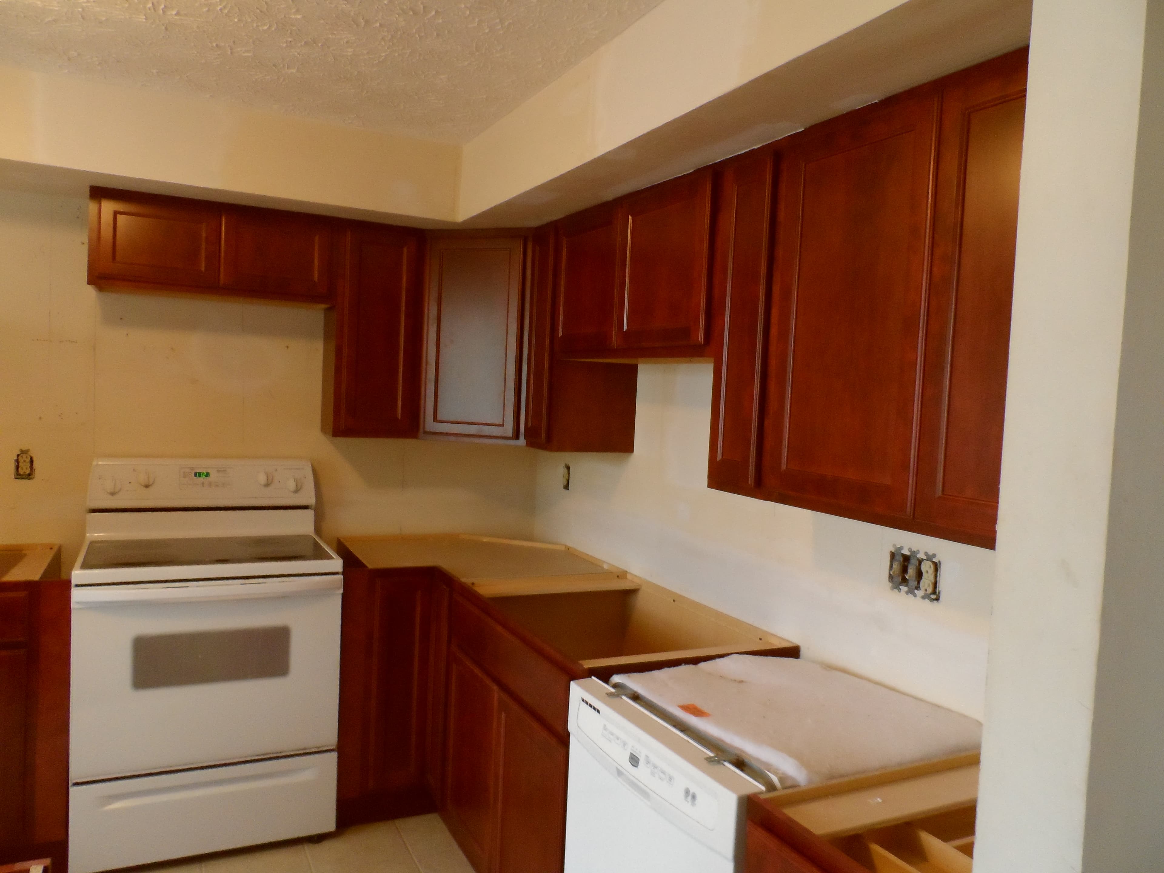 Kitchen cabinets after image 1